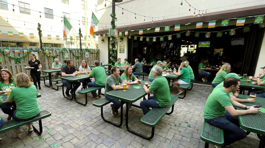 Commercial Outdoor Picnic Tables for Restaurant and Bar Patios