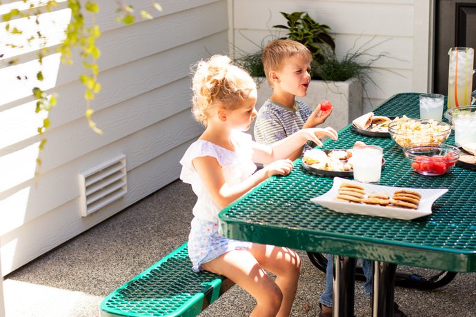 Polyethylene Coated Steel vs. Aluminum Outdoor Furniture: Which One Comes Out on Top?