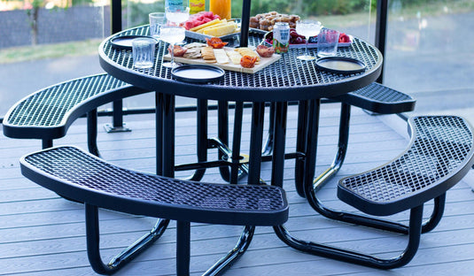 Classic Round Picnic Table